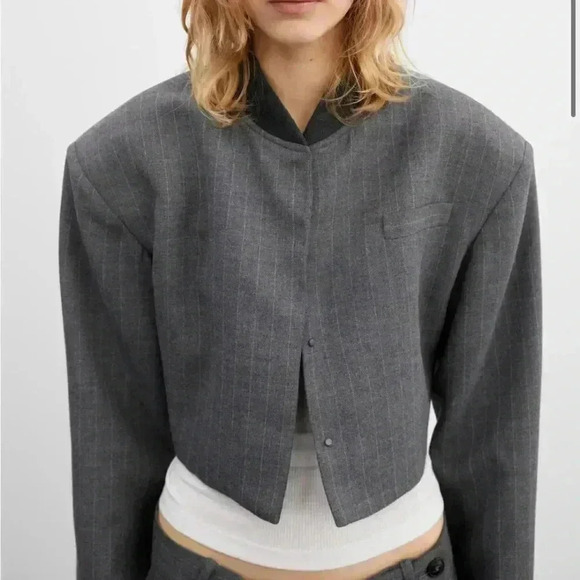 MANGO Padded Pinstripe shoulder jacket NWT - Picture 2 of 8